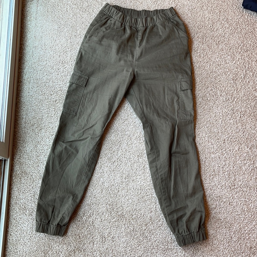 H&M, size 6, dark green joggers.
